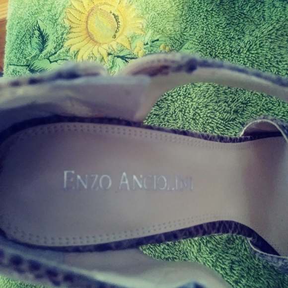 Enzo Angiolini snake skin heels - Picture 3 of 8